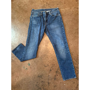 LEVI’S 511 Dark Wash Slim Fit Denim Blue Jeans